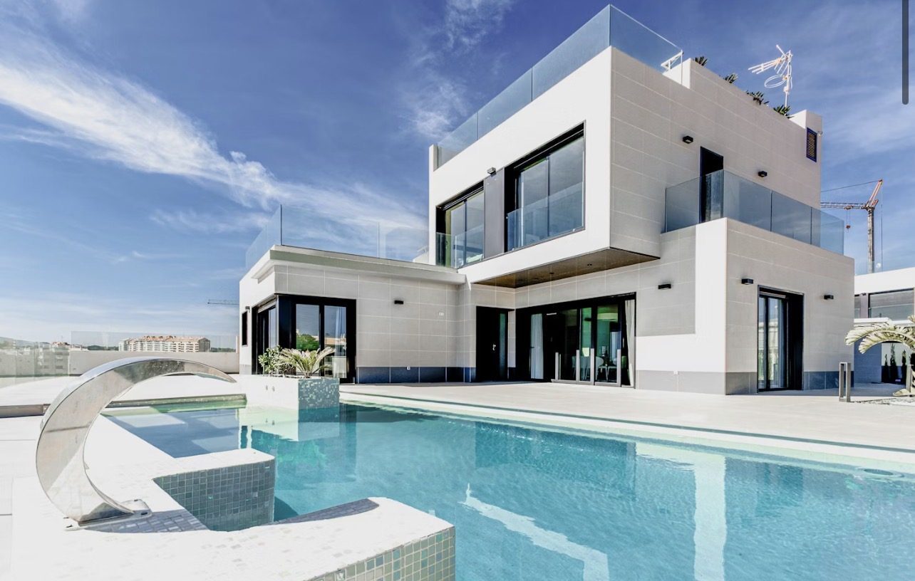 Madeline Realestate Javea